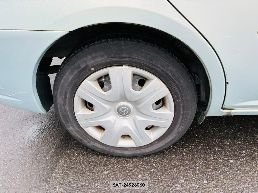 Toyota RAUM 2007-06 7550577-27