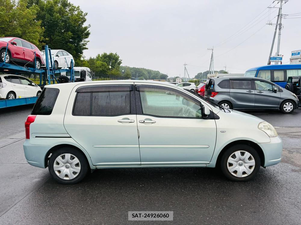 Toyota RAUM 2007-06 7550577-5