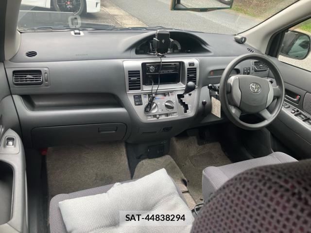 Toyota RAUM 2005-05 7963511-12