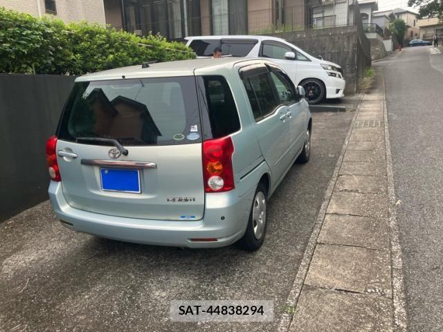 Toyota RAUM 2005-05 7963511-4