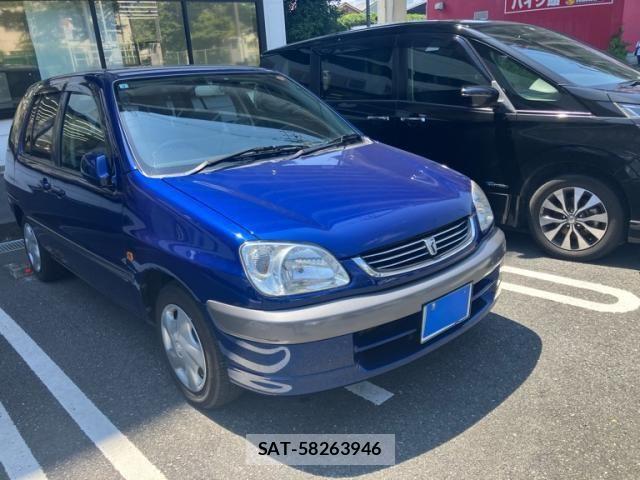 Toyota RAUM 2001-09 8231577-1