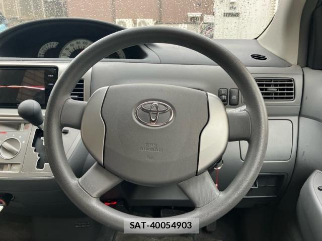 Toyota RAUM 2005-12 8246485-16