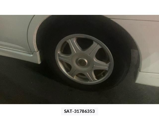 Toyota RAUM 2007-08 8334448-5