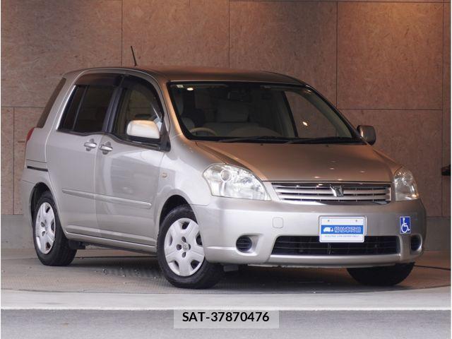 Toyota RAUM 2006-03 8355464-1