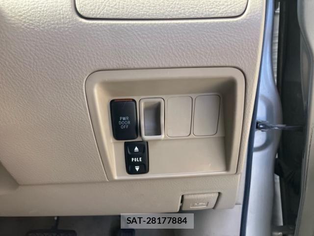 Toyota RAUM 2005-09 8368309-18
