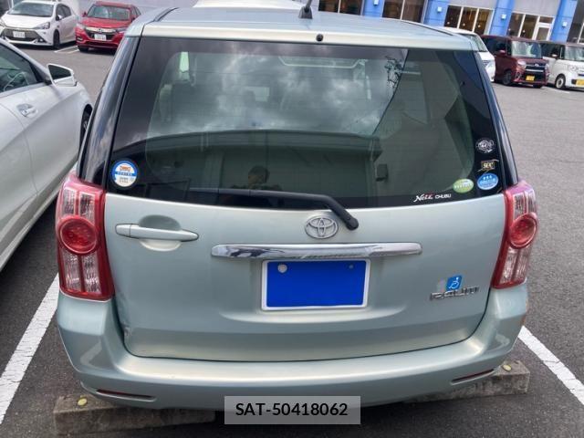 Toyota RAUM 2009-09 8372105-2