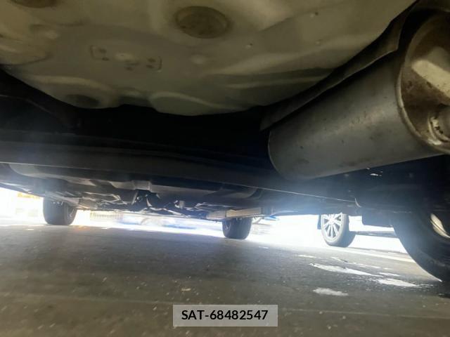Toyota RAUM 2003-09 8661227-11