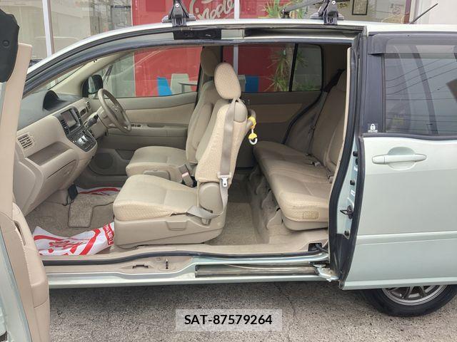Toyota RAUM 2008-10 8661228-9