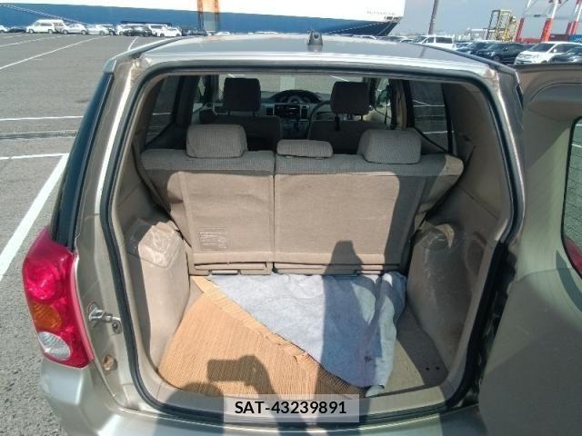 Toyota RAUM 2006-08 8745473-12