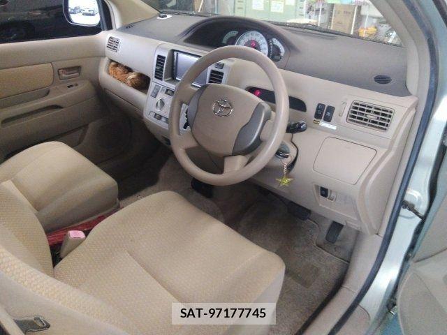 Toyota RAUM 2008-02 8831264-1