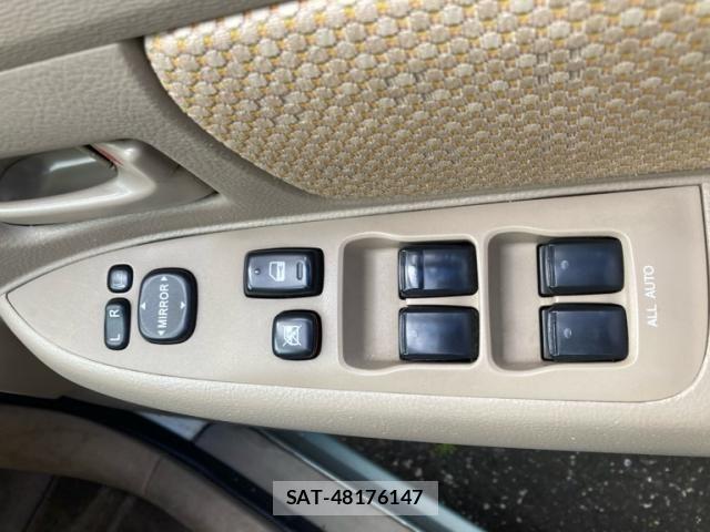 Toyota RAUM 2007-09 8884242-16
