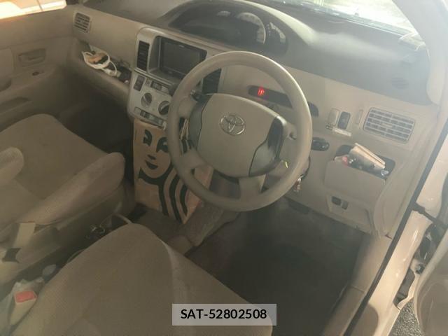 Toyota RAUM 2003-07 7562717-11