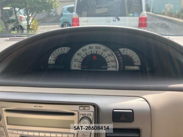 Toyota RAUM 2009-03 8781795-1