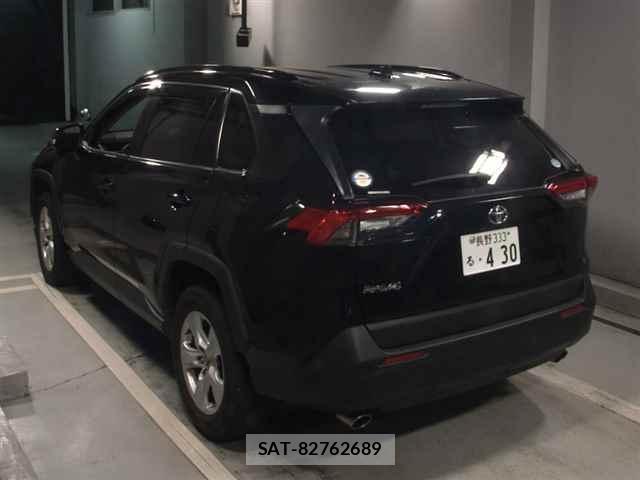 Toyota RAV4 2019 947572-1
