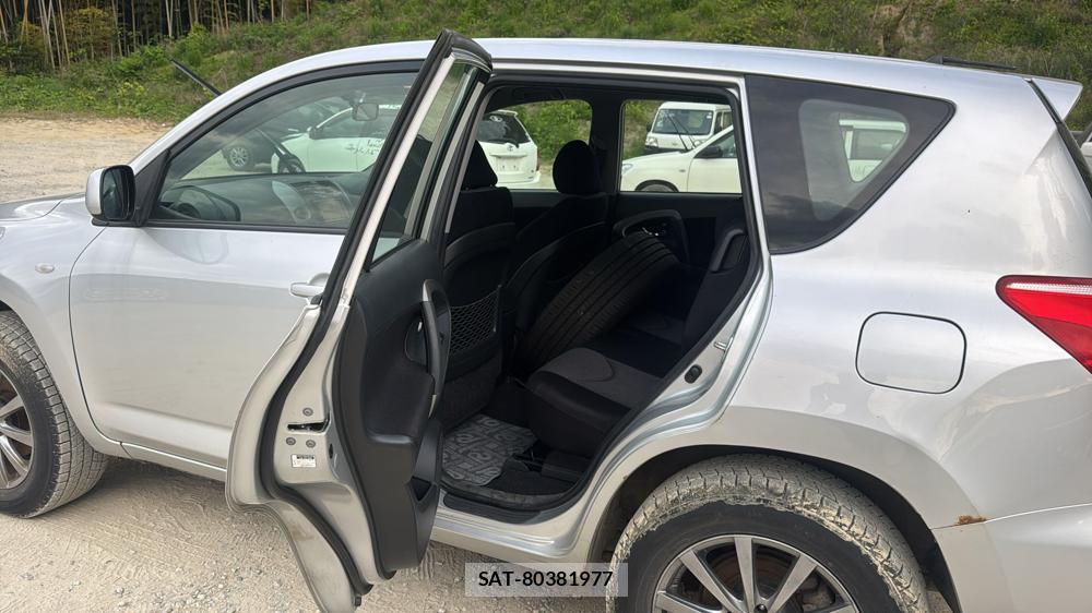 Toyota RAV4 2007 6133431-9