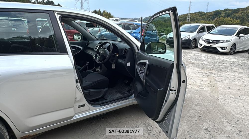 Toyota RAV4 2007 6133431-11