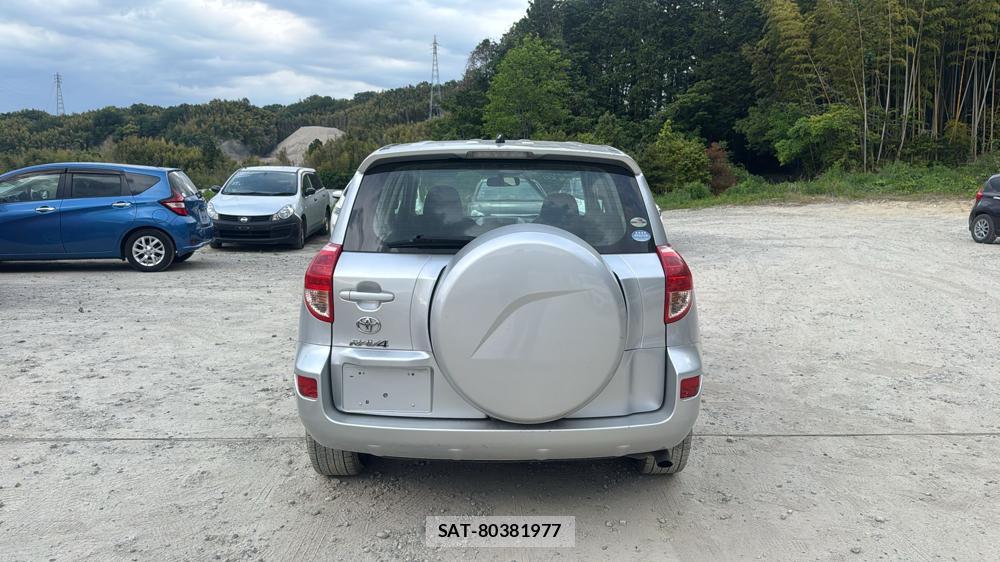 Toyota RAV4 2007 6133431-3