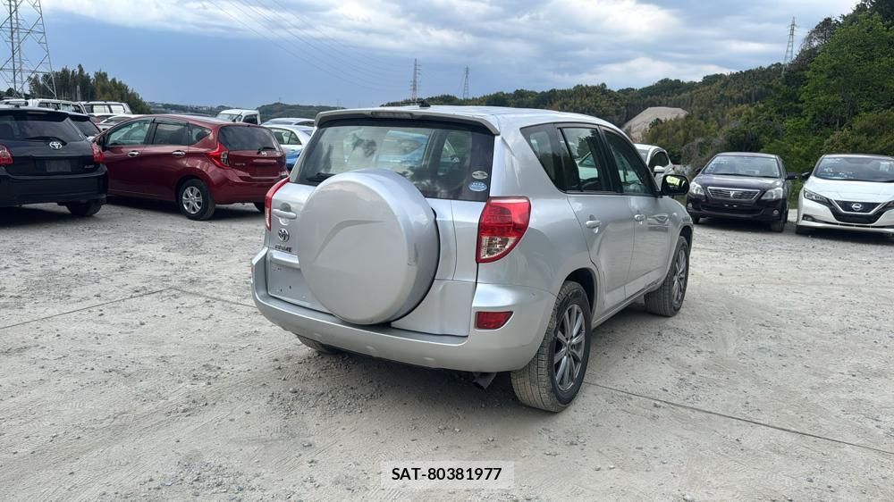 Toyota RAV4 2007 6133431-4