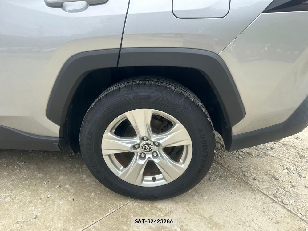 Toyota RAV4 2022-06 7840159-27