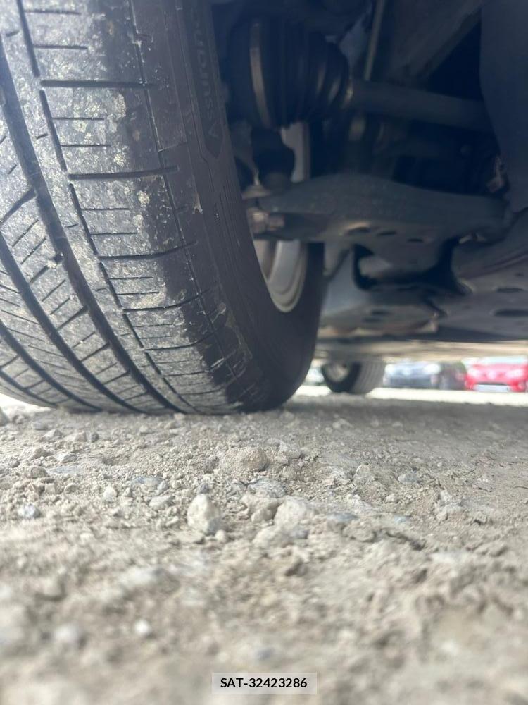 Toyota RAV4 2022-06 7840159-29