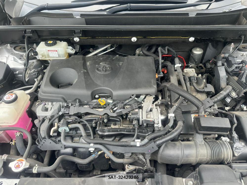 Toyota RAV4 2022-06 7840159-34