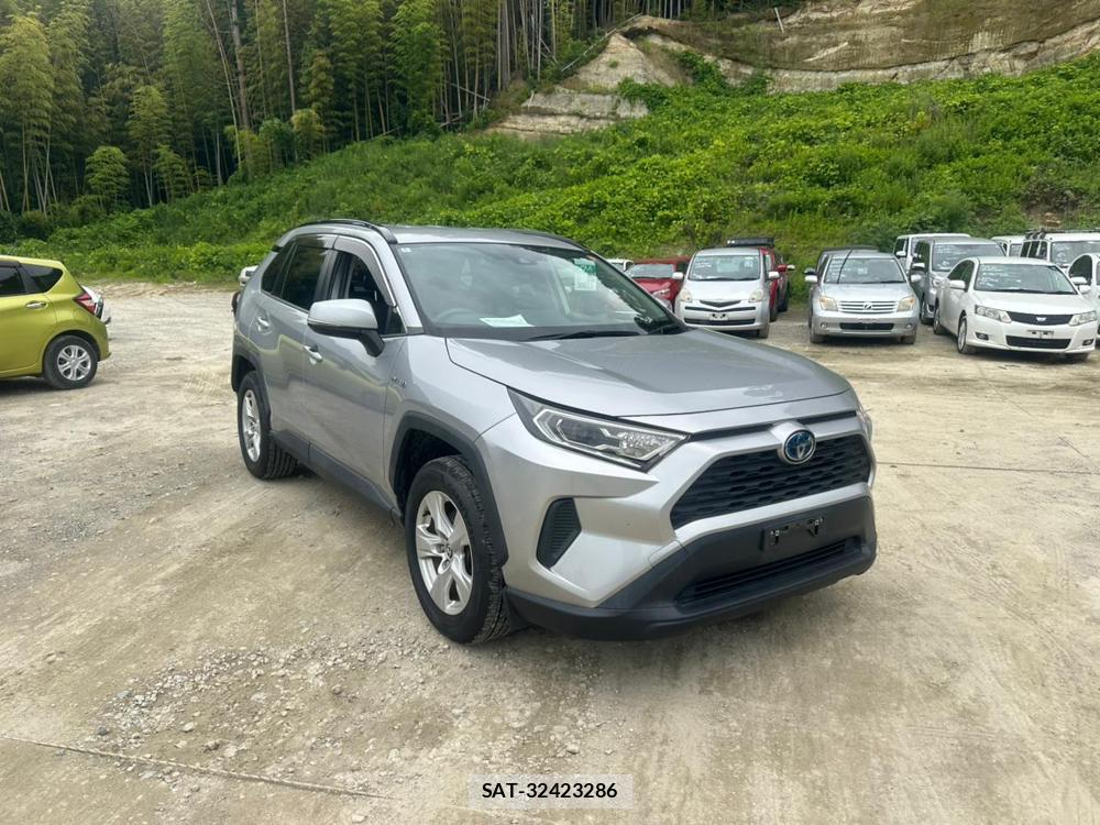 Toyota RAV4 2022-06 7840159-6