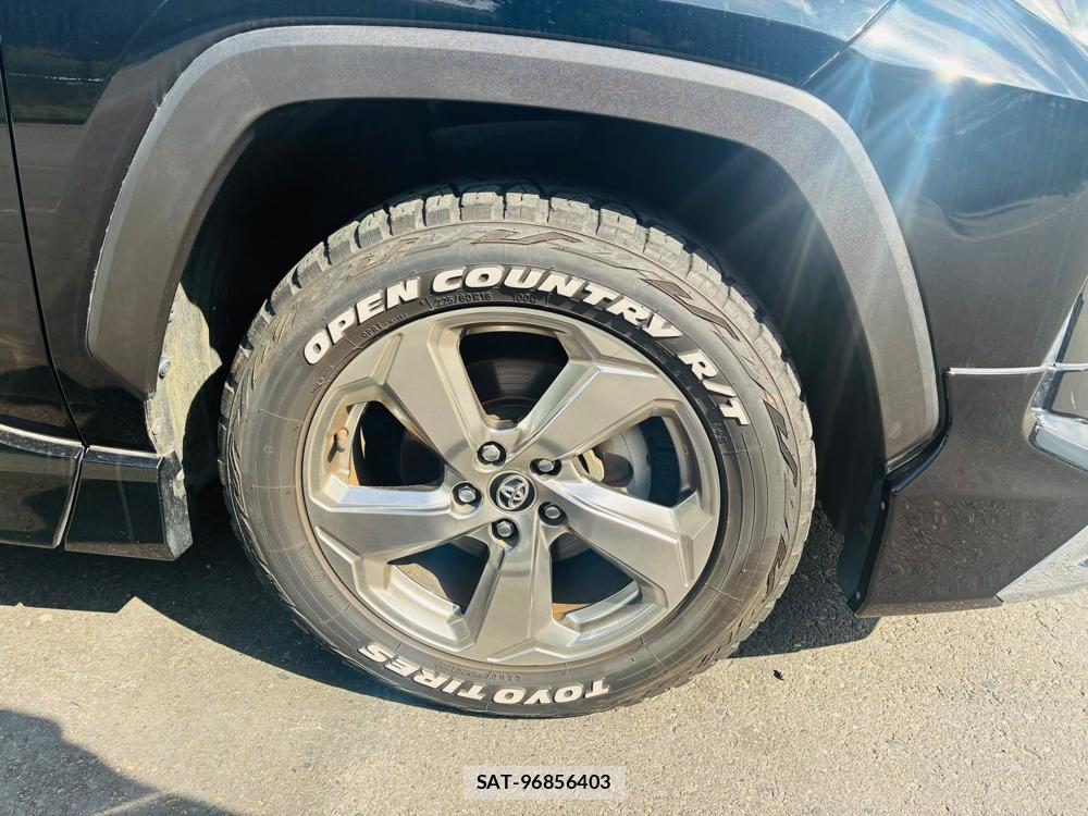 Toyota RAV4 2019-04 7648104-27
