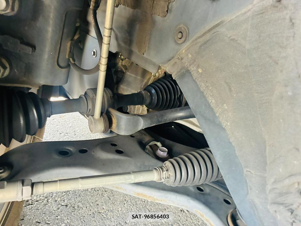Toyota RAV4 2019-04 7648104-33