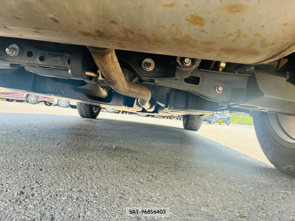 Toyota RAV4 2019-04 7648104-36