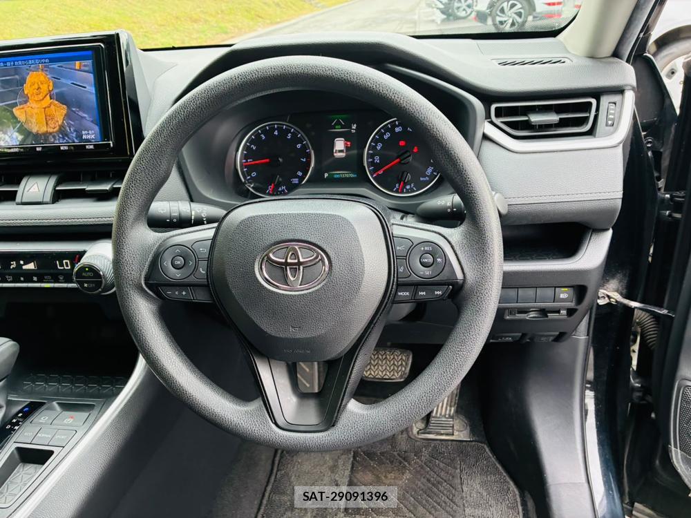 Toyota RAV4 2020-03 8589832-14