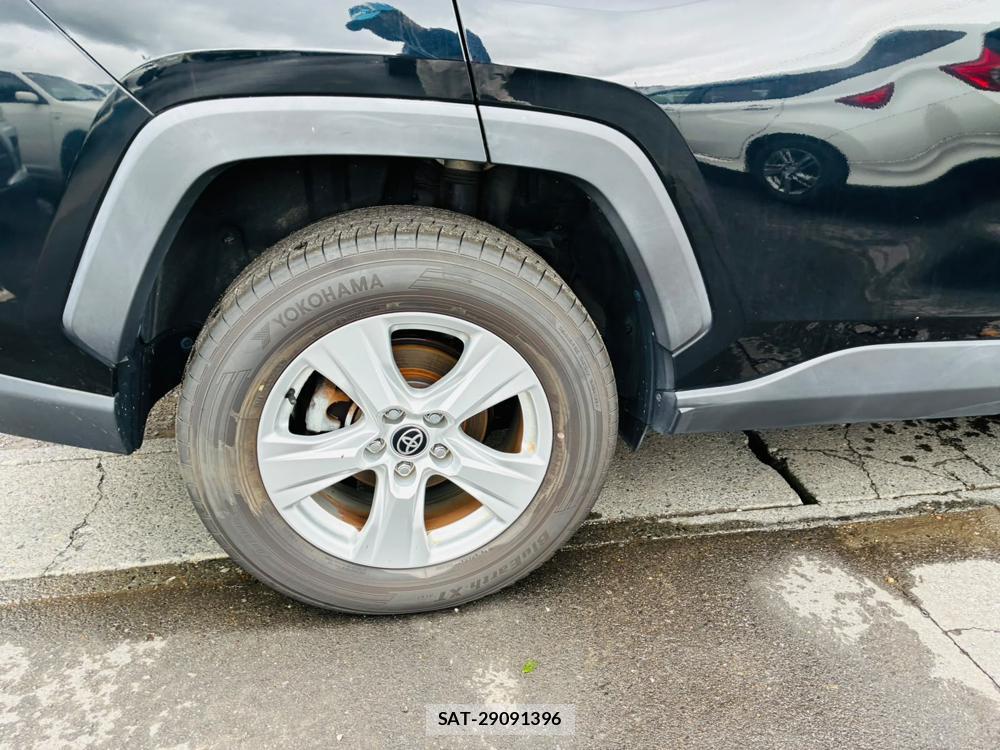 Toyota RAV4 2020-03 8589832-27