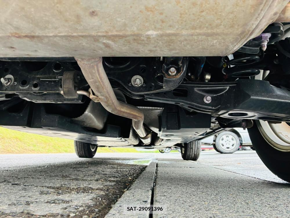 Toyota RAV4 2020-03 8589832-36