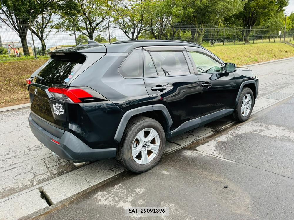 Toyota RAV4 2020-03 8589832-4