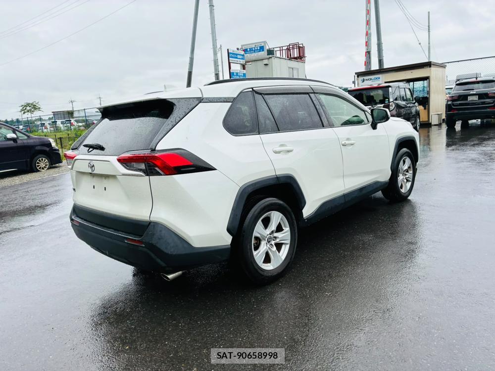 Toyota RAV4 2019/07 8767003-4