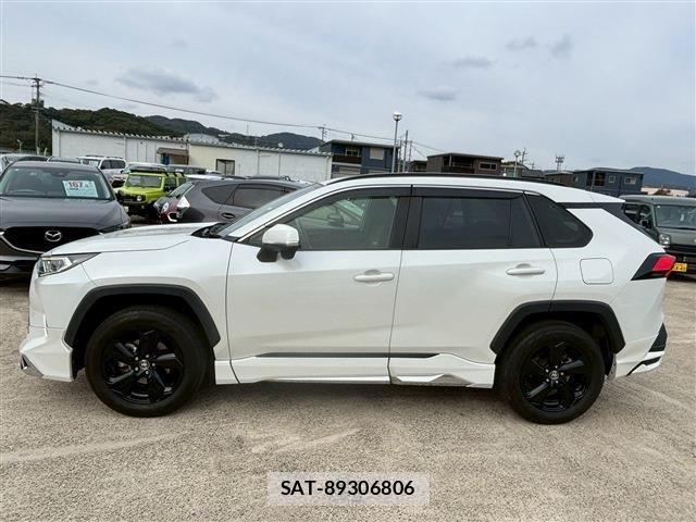 Toyota RAV4 2021-07 4329964-9