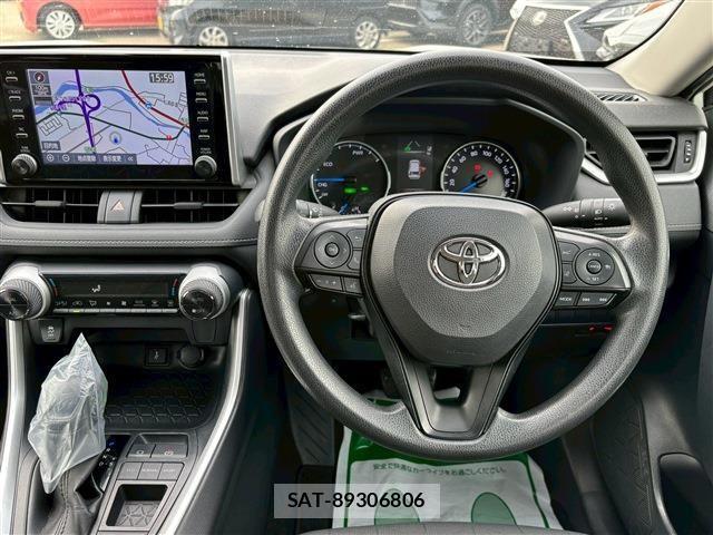 Toyota RAV4 2021-07 4329964-18