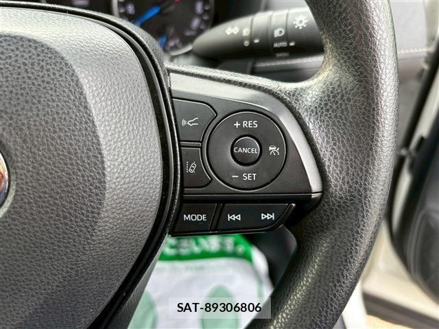 Toyota RAV4 2021-07 4329964-23