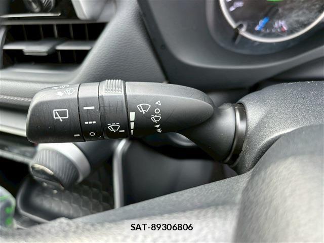 Toyota RAV4 2021-07 4329964-24