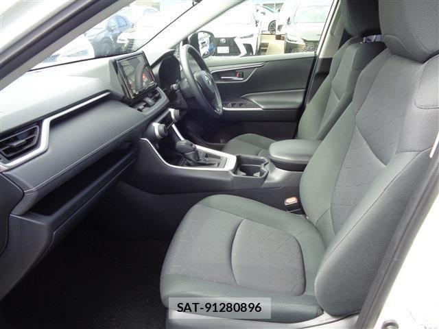 Toyota RAV4 2020-07 4640644-10
