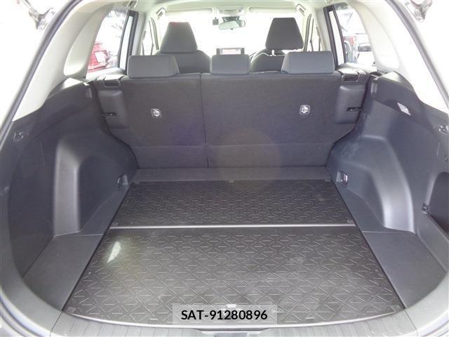 Toyota RAV4 2020-07 4640644-15