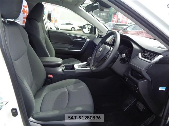 Toyota RAV4 2020-07 4640644-16