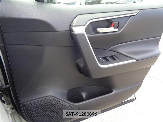 Toyota RAV4 2020-07 4640644-27