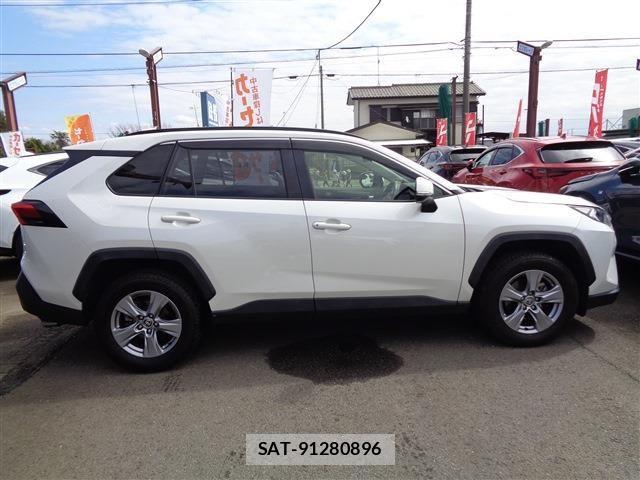 Toyota RAV4 2020-07 4640644-3