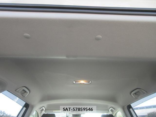 Toyota RAV4 2019-07 4979511-16