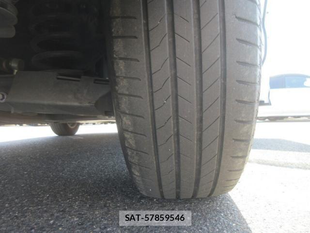Toyota RAV4 2019-07 4979511-25