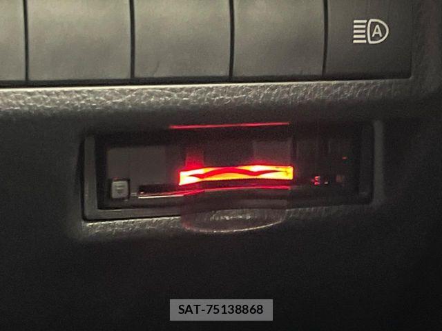 Toyota RAV4 2022-02 5876636-6