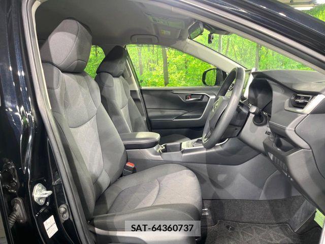 Toyota RAV4 2022-10 6218844-7