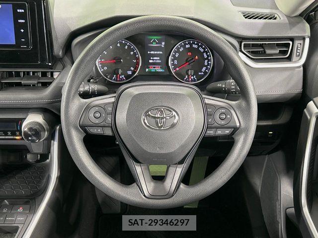 Toyota RAV4 2019-07 6614389-10