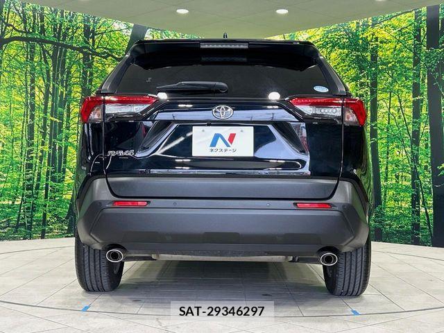 Toyota RAV4 2019-07 6614389-14