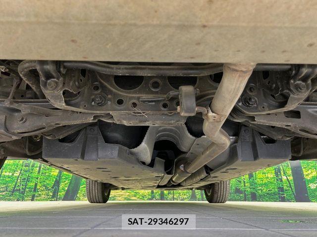 Toyota RAV4 2019-07 6614389-18